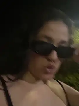 royalgirls x online show from February 2025 04:26:02 AM