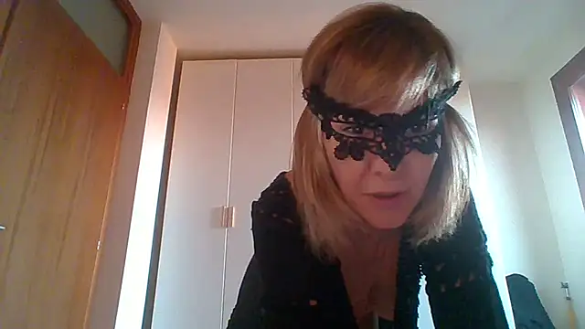 marvelline741 online show from October 2025 04:15:02 PM