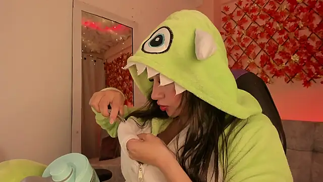 Sweet Candies online show from March 2025 12:39:02 AM