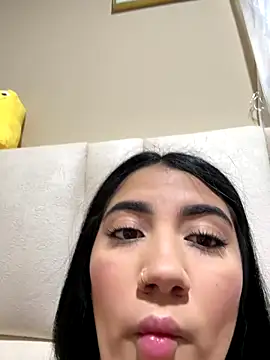 PaulinaDuarte online show from December 2025 11:17:02 AM