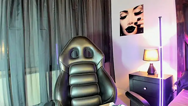 EmiliWilliams online show from February 2026 09:48:02 PM