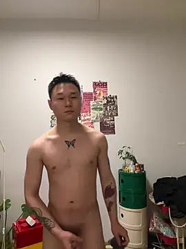 Eric246 online show from April 2026 07:07:02 PM