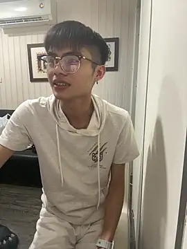 Snapshot of mumuowl chatting on September 2025 05:16:02 PM mumuowl online show from September 2025 05:16:02 PM