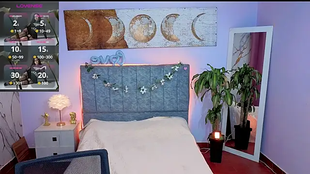 Lana stone  online show from February 2026 06:26:01 AM