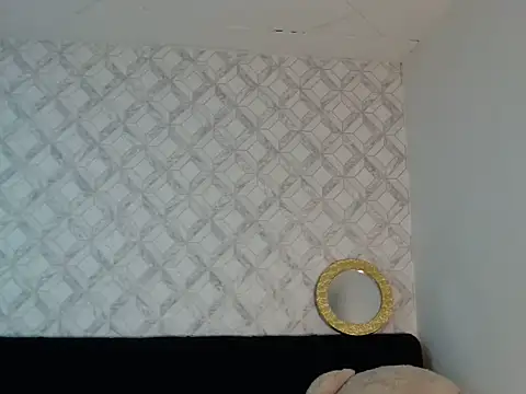 Emma-Wilson online show from January 2026 05:00:01 AM