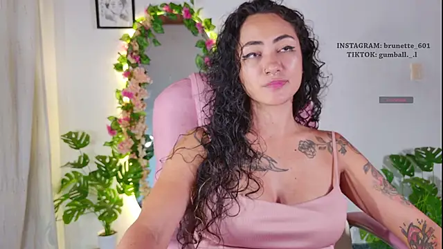 paula brunette online show from April 2026 04:35:01 AM