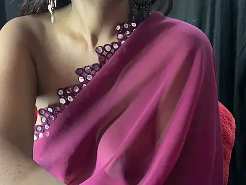 Sexy trisha  7 online show from February 2025 08:32:02 AM