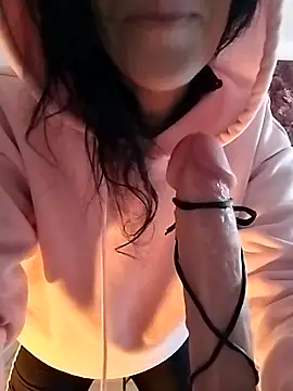 freyamoret online show from January 2025 07:32:01 AM