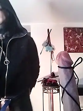 freyamoret online show from February 2025 05:20:01 PM