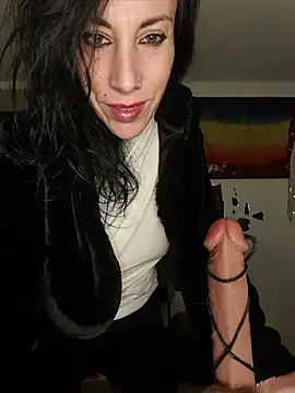 freyamoret online show from April 2026 02:42:01 AM