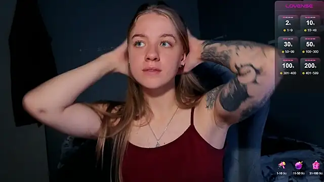 candy maggie online show from October 2025 09:04:02 PM