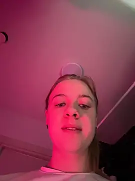 candy maggie online show from November 2025 05:51:02 AM