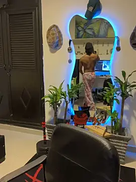 Young laroi online show from December 2024 05:49:02 AM