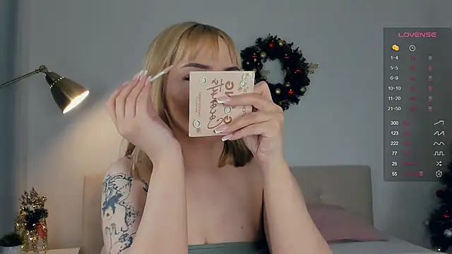 KateDolphin online show from December 2024 05:00:01 PM