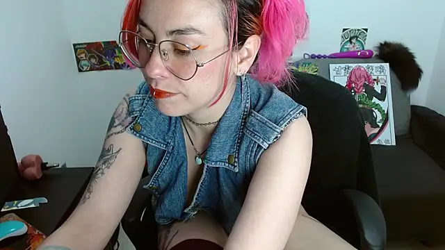 natasha laulau online show from November 2025 10:31:02 PM