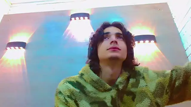 Sr BonnyEthan online show from November 2025 01:44:01 PM