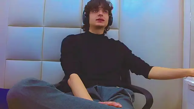 Sr BonnyEthan online show from March 2026 12:56:01 PM