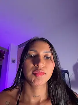 Snapshot of Barbiebrunette_ chatting on October 2025 11:34:01 PM Barbiebrunette online show from October 2025 11:34:01 PM