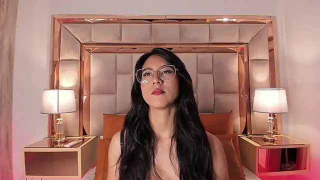 DaraBeckett online show from December 2024 12:16:01 PM