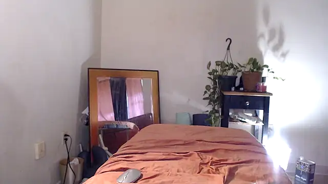 Snapshot of vixenpaisley2 chatting on December 2024 12:47:01 AM vixenpaisley2 online show from December 2024 12:47:01 AM