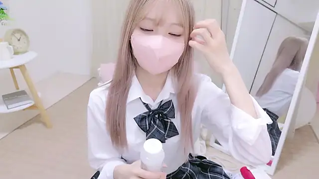 Snapshot of AZUnyan_ chatting on October 2025 02:56:01 PM AZUnyan online show from October 2025 02:56:01 PM