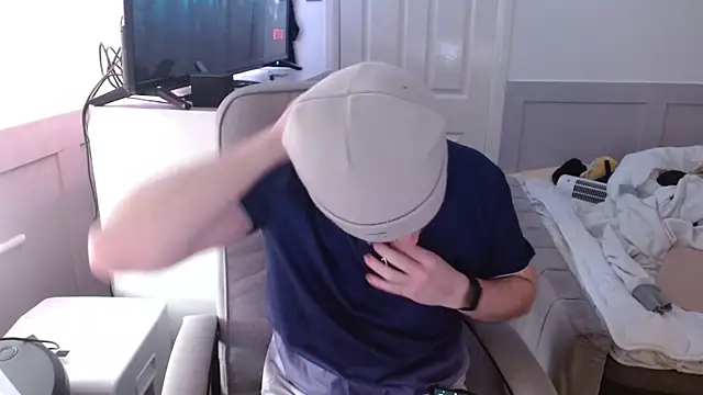 maxy49 online show from January 2026 11:37:02 AM