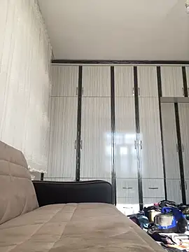 MuscleBoyy777 online show from December 2024 11:07:01 AM