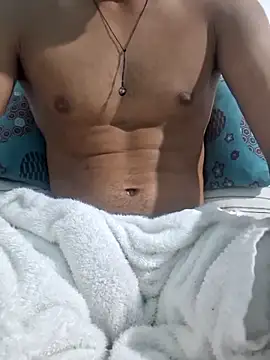 Snapshot of paupraelass chatting on November 2025 01:48:01 AM paupraelass online show from November 2025 01:48:01 AM