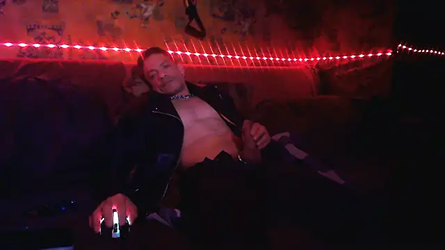 Snapshot of Tony_Torrente chatting on January 2025 09:40:02 AM Tony Torrente online show from January 2025 09:40:02 AM