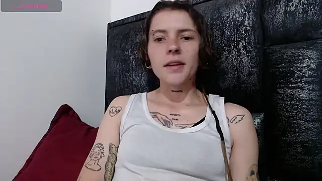 pretty cristal69 online show from September 2025 08:52:02 PM