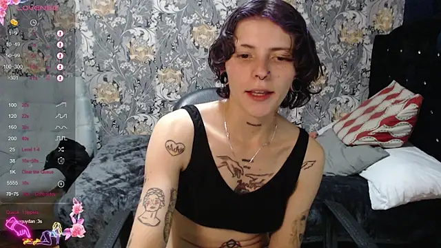 Snapshot of pretty_cristal69 chatting on May 2026 12:30:01 AM pretty cristal69 online show from May 2026 12:30:01 AM