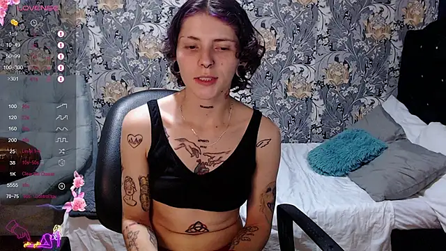 Snapshot of pretty_cristal69 chatting on May 2026 12:19:02 AM pretty cristal69 online show from May 2026 12:19:02 AM