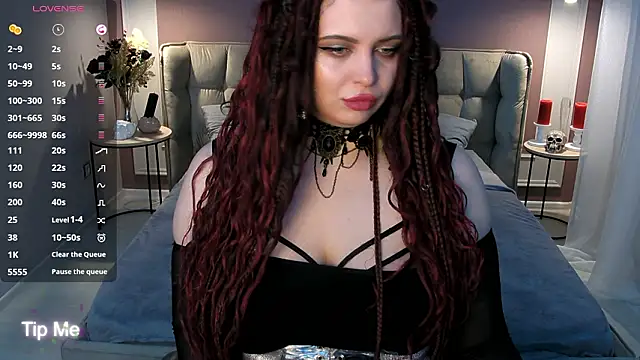 Miss Maya Mils online show from March 2026 01:02:02 AM