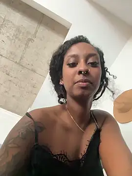 Your Paris online show from March 2026 08:01:01 PM