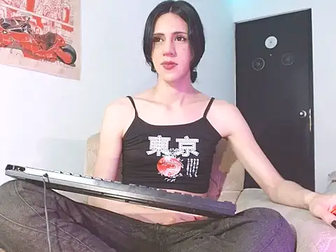 Snapshot of lucydreamm chatting on July 2026 10:35:02 PM lucydreamm online show from July 2026 10:35:02 PM