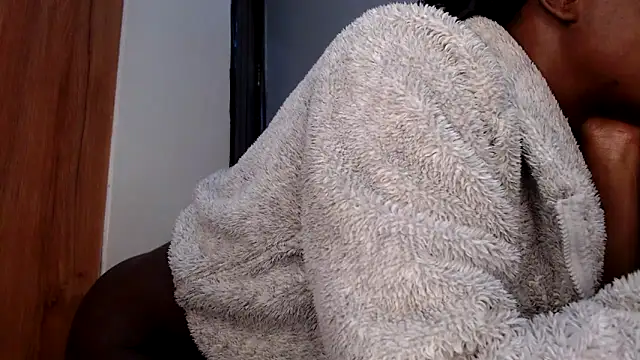 wetpussy ebony online show from March 2026 07:04:02 AM