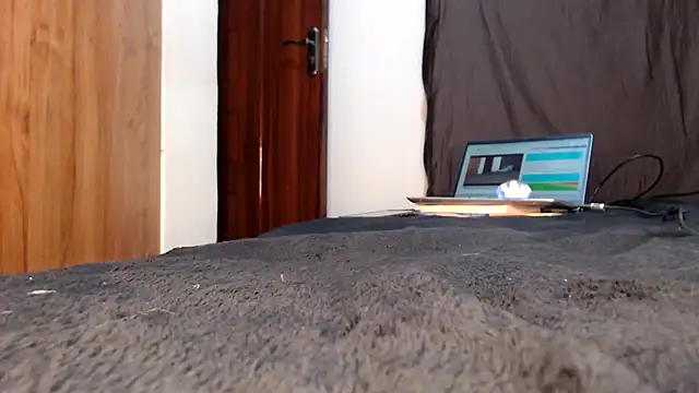 wetpussy ebony online show from June 2026 07:31:01 AM