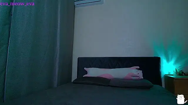 Meow Eva Meow online show from April 2026 09:08:01 PM