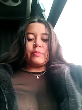 Snapshot of Cristal__04 chatting on October 2025 06:07:02 PM Cristal 04 online show from October 2025 06:07:02 PM