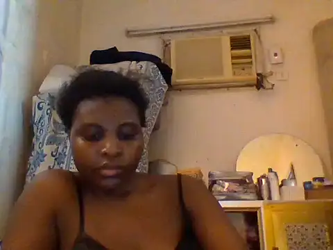 queenzuena online show from June 2026 01:31:01 PM