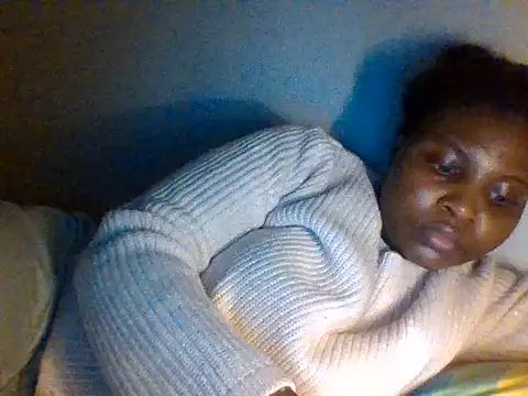 queenzuena online show from June 2026 11:09:01 PM