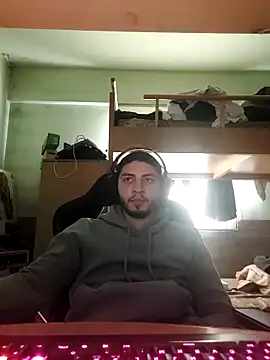 Snapshot of kleineid77 chatting on March 2026 02:31:01 PM kleineid77 online show from March 2026 02:31:01 PM