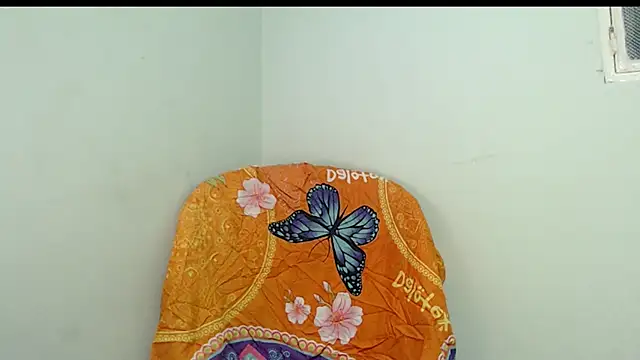 isaaclatino online show from April 2026 12:36:02 AM