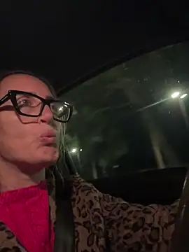 casalinga88 online show from November 2025 07:13:01 PM