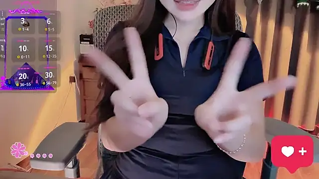 Berrysweet 68 online show from July 2026 05:06:02 PM