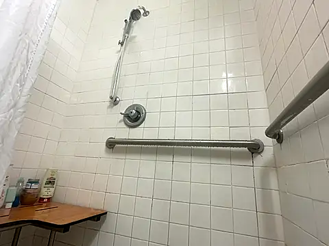 tatted-bitty online show from November 2025 08:43:01 PM