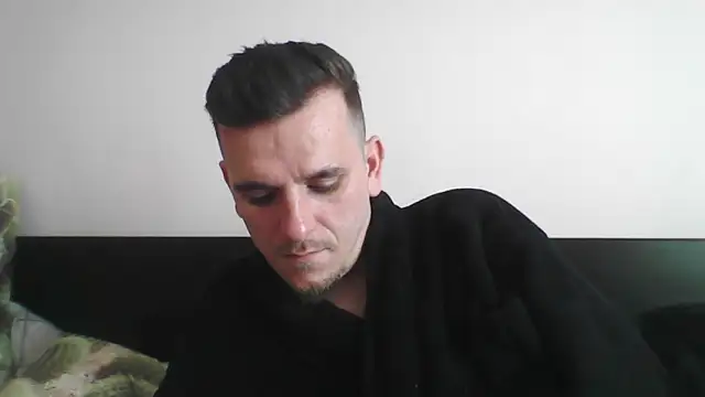 Huge cock22cm online show from March 2025 11:33:02 AM