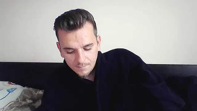 Huge cock22cm online show from October 2025 10:35:02 AM