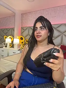 Snapshot of Brenda_Garcia chatting on November 2025 08:30:01 PM Brenda Garcia online show from November 2025 08:30:01 PM