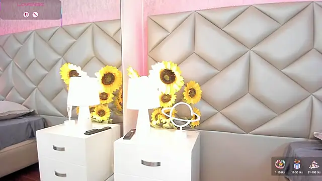 Snapshot of Brenda_Garcia chatting on December 2025 08:36:02 PM Brenda Garcia online show from December 2025 08:36:02 PM